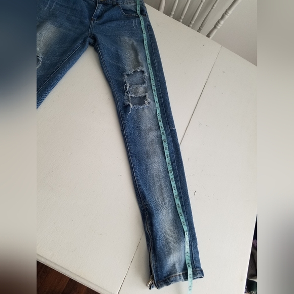 CJ Black Premium Jean's Distressed Skinny Flex Size 32/34 - Picture 10 of 15
